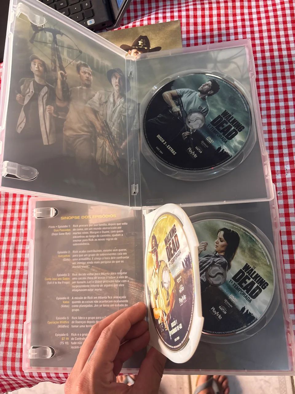 The Wolking Dead 1° Temporada Completa - Foto 4