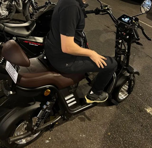 Scooter Harley 16