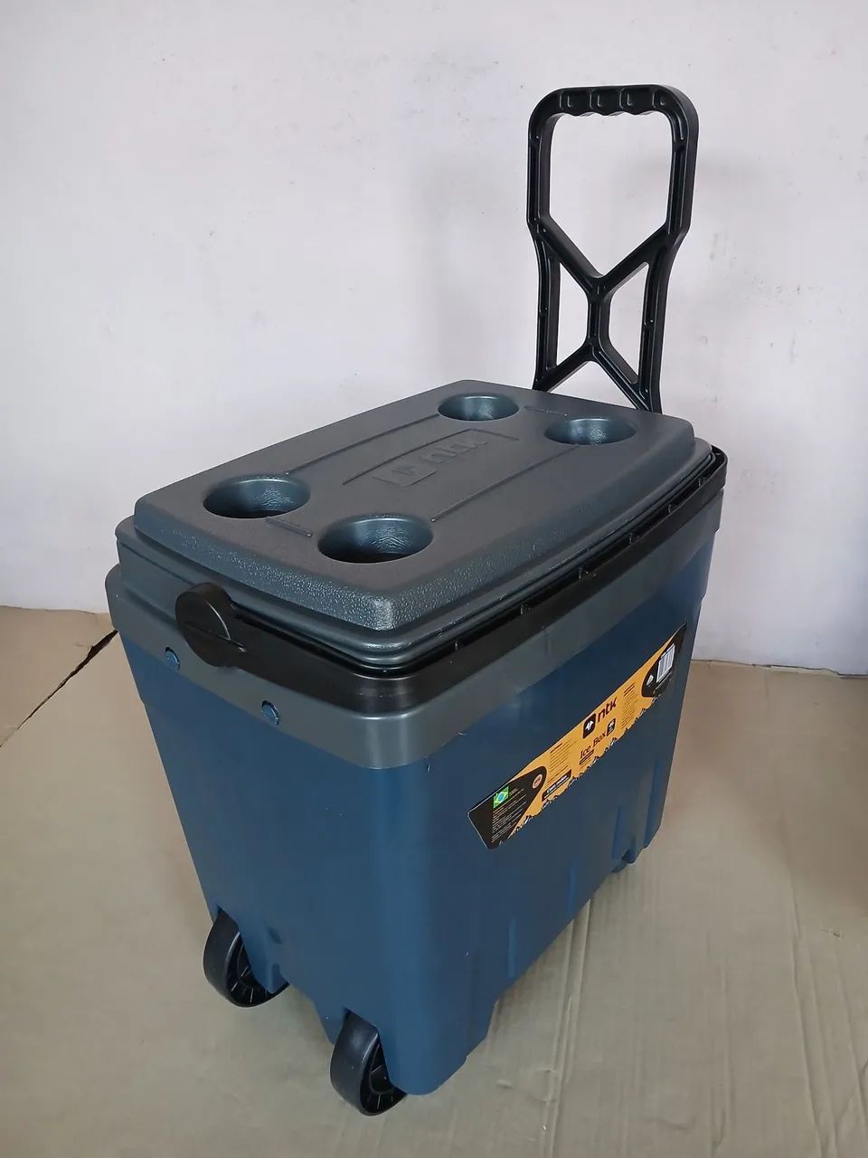 Caixa Térmica ICE BOX NTK 34 litros com Rodas  - Foto 5