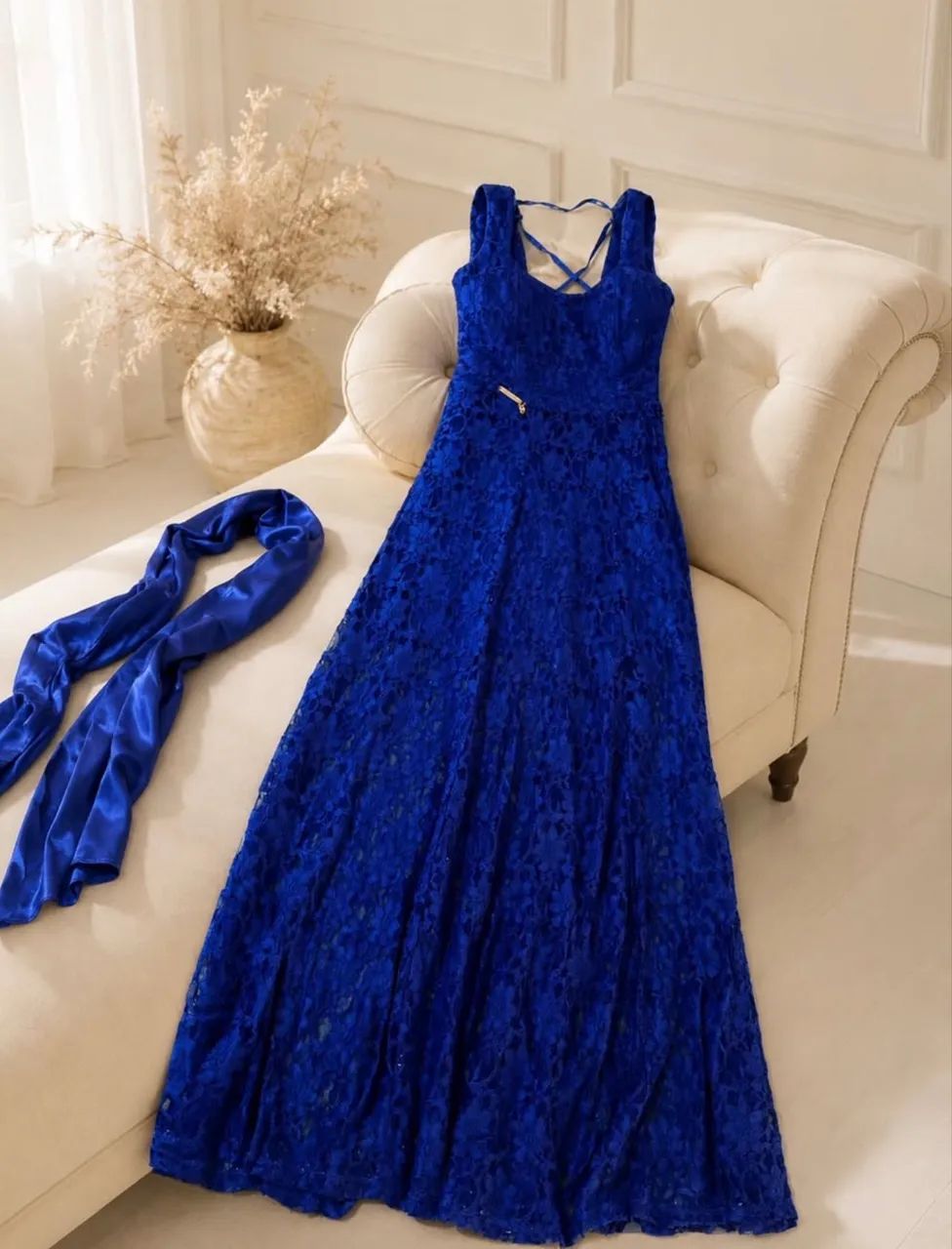 Vestido Longo de Renda Azul Royal com Xale - Foto 4