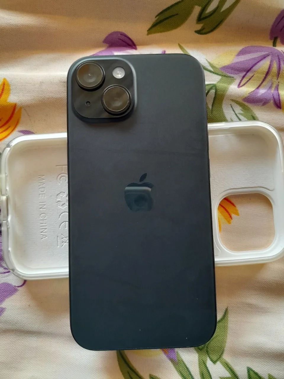 iPhone 15 normal - Foto 2