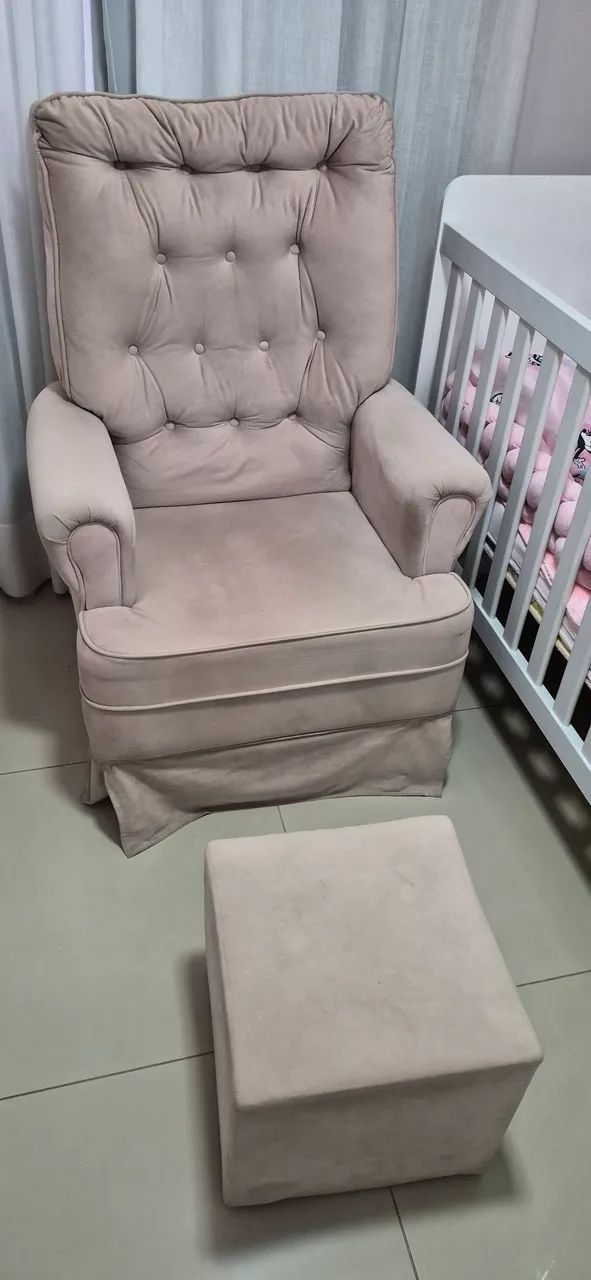 Vende-se cadeira de amamentar com balanço  - Foto 2