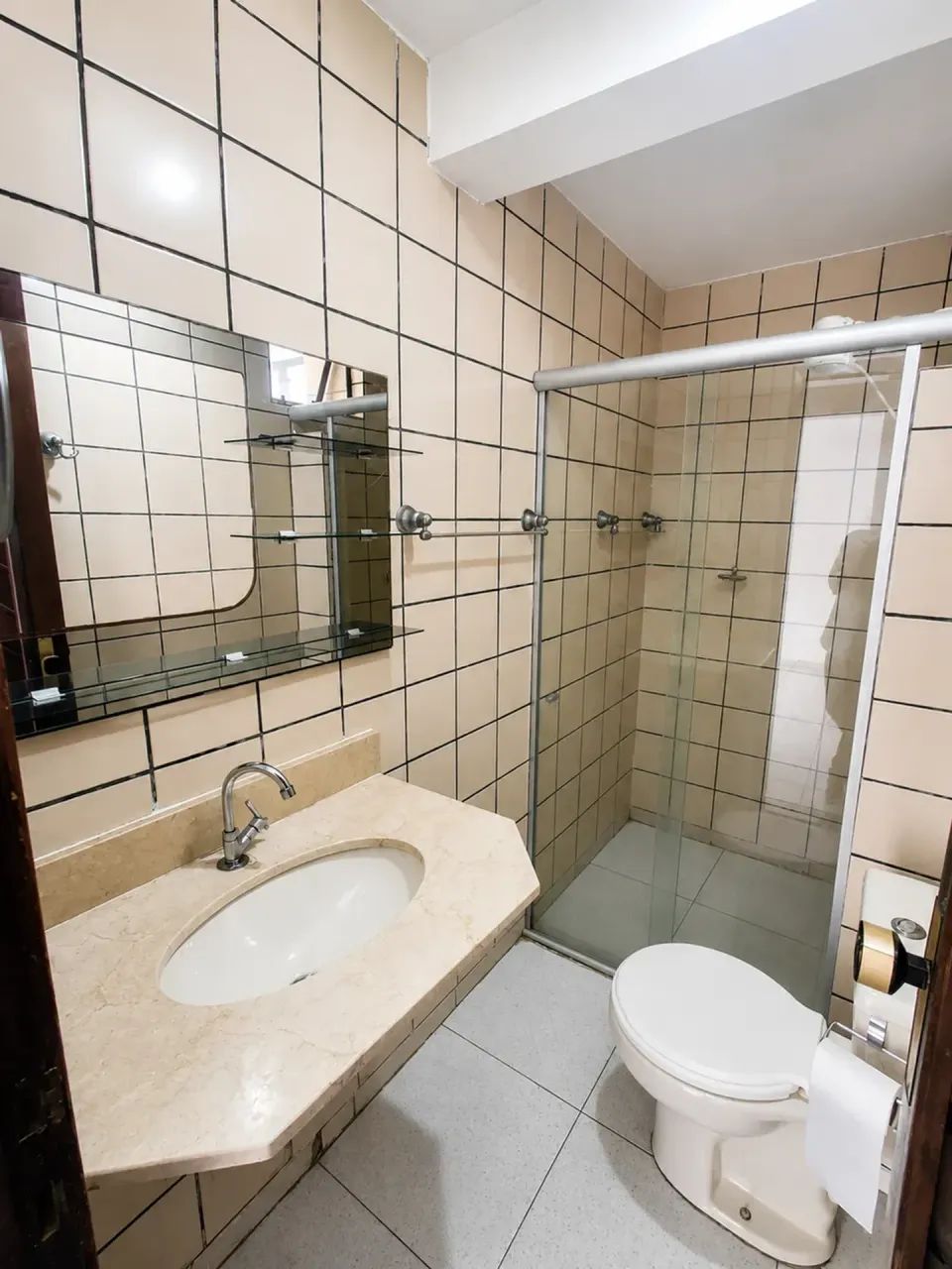 Alugo Apartamento  Ed Saint James -  Renascença - Foto 3