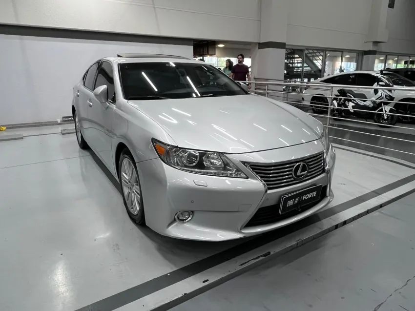 Lexus ES-350 3.5 24V 284cv, foto 4 de 16
