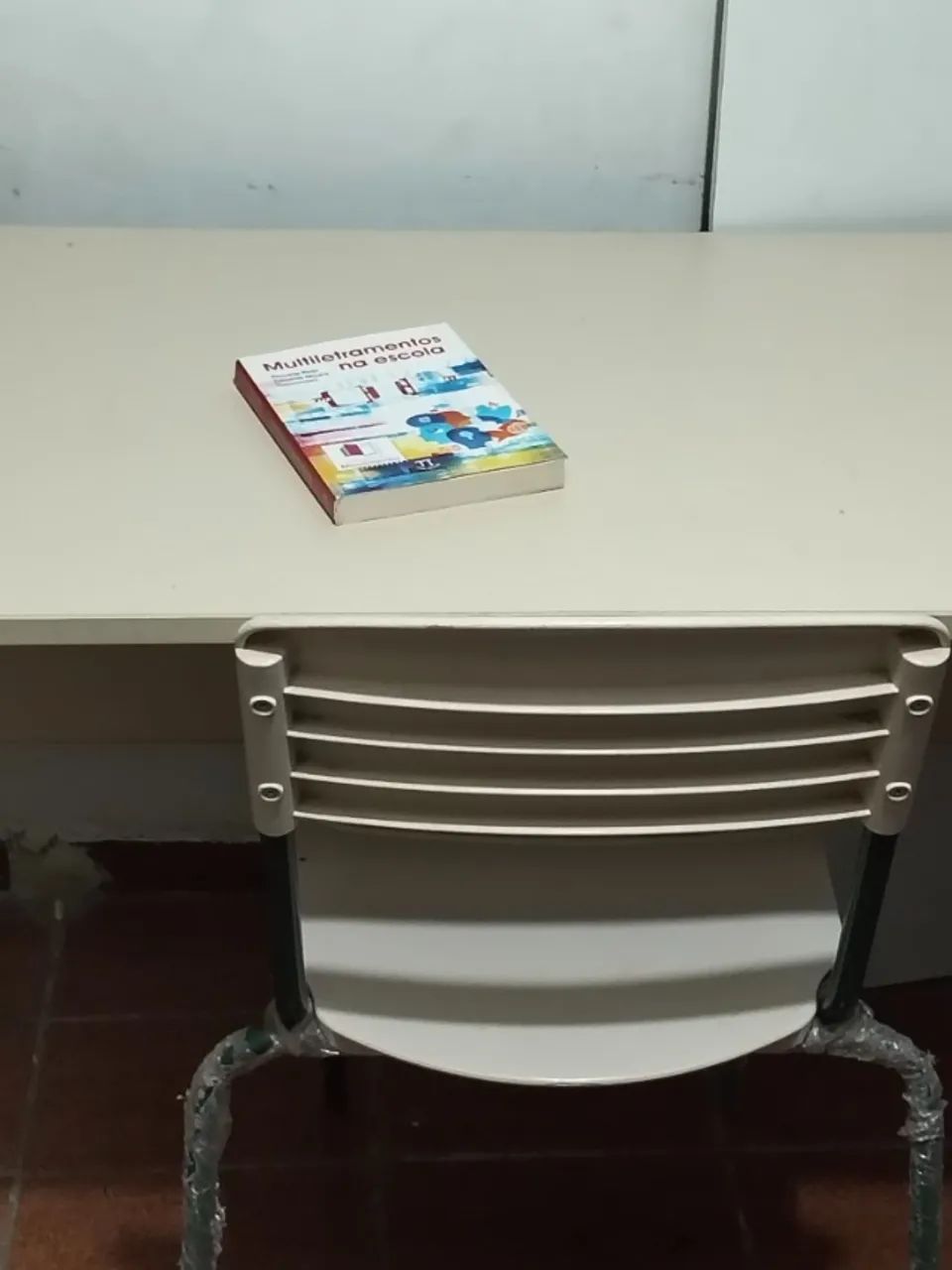 Mesa escolar ou escritório  - Foto 3