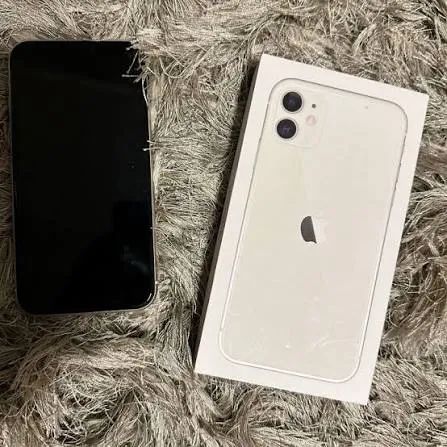 Iphone 11 impecável 
