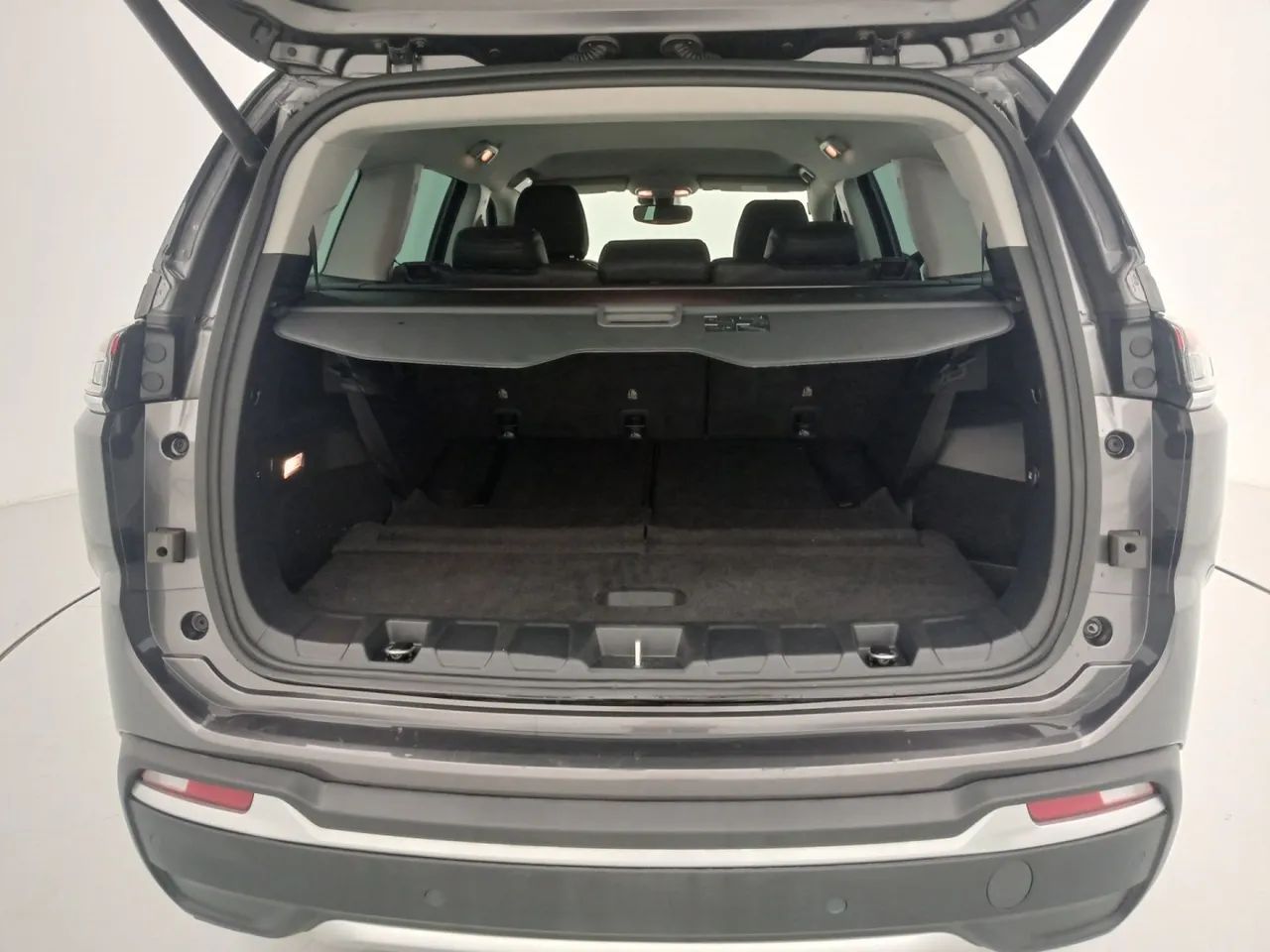 Jeep Commander Limited T270 1.3 TB Flex Aut., foto 9 de 18