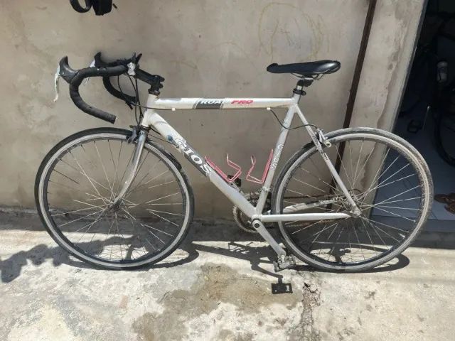 Bicicleta de corrida  toda de alumínio 