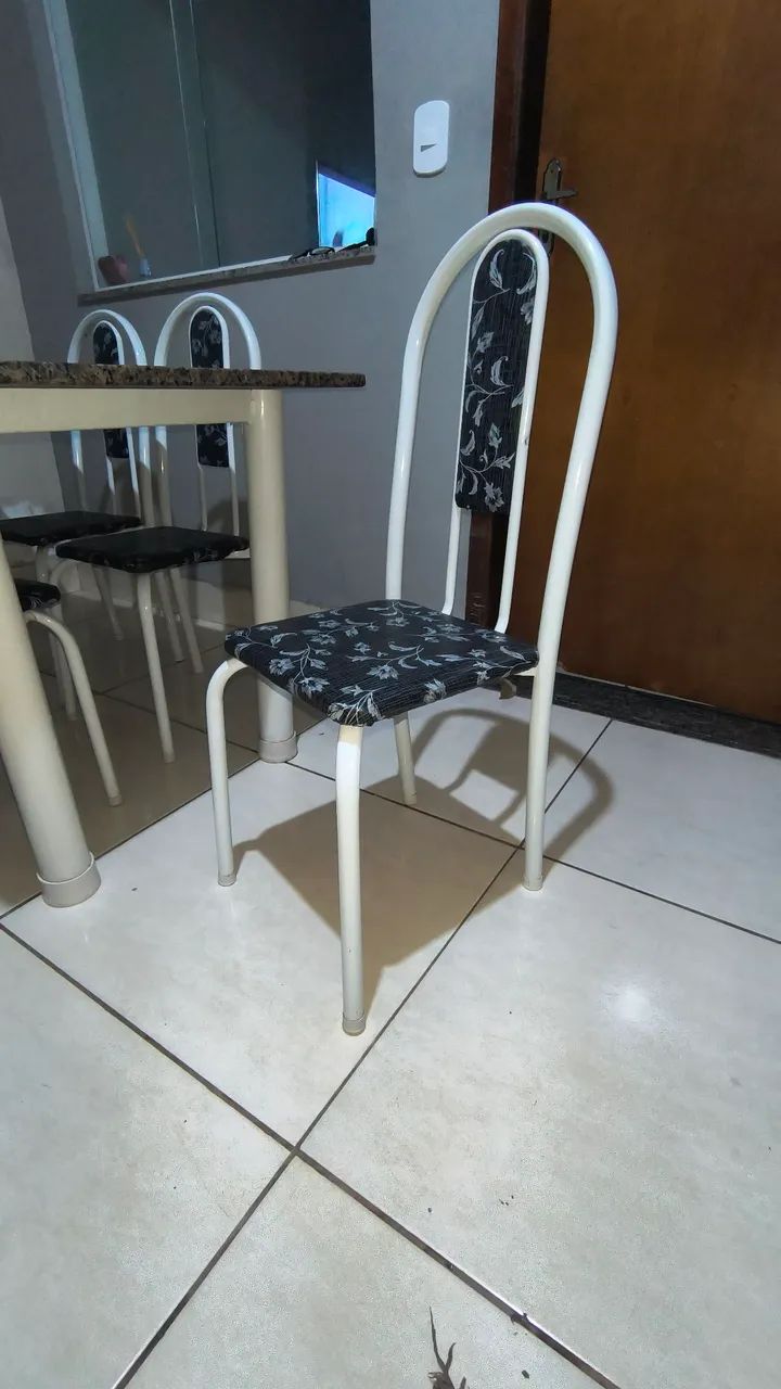 Mesa de mármore 6 cadeiras - Foto 3