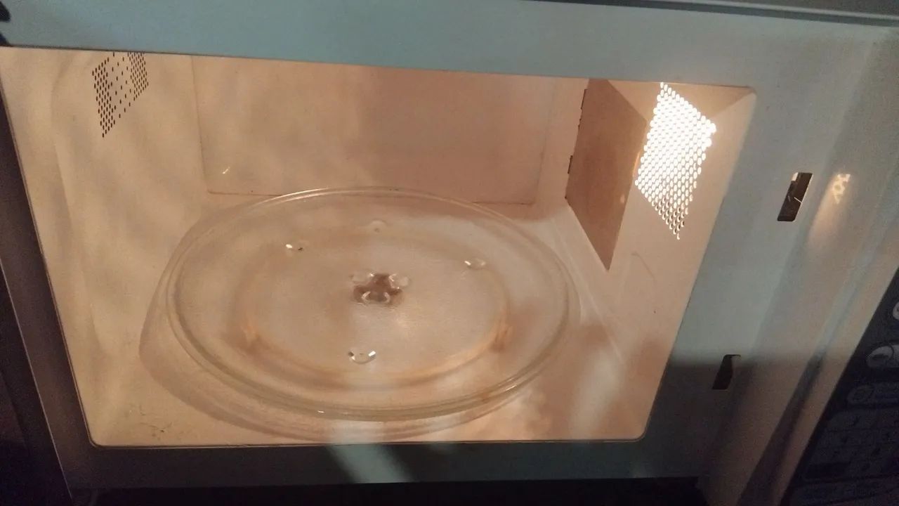 Microondas electrolux 110v 30L - Foto 5
