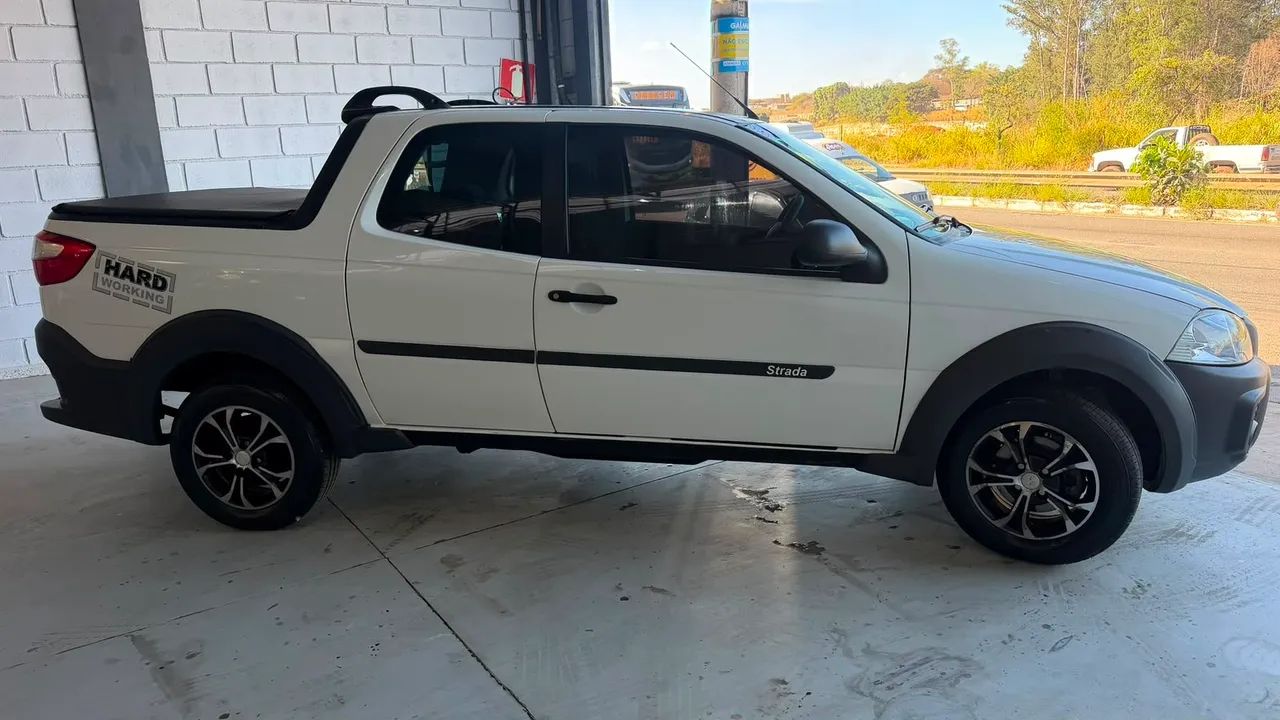 Fiat Strada Working Hard 1.4 Fire Flex 8V CD 2020 - Foto 5
