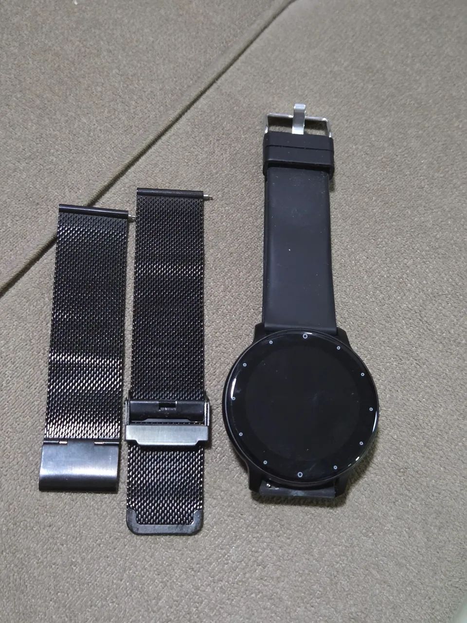 Smartwatch com 2 pulseiras - Foto 4