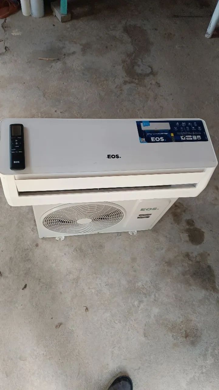 Ar condicionado Inverter 12 mil BTUs 