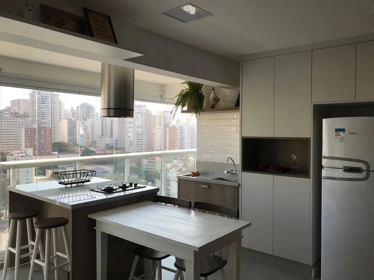 Apartamento para aluguel possui 62 metros quadrados com 1 quarto em Perdizes - São Paulo -
