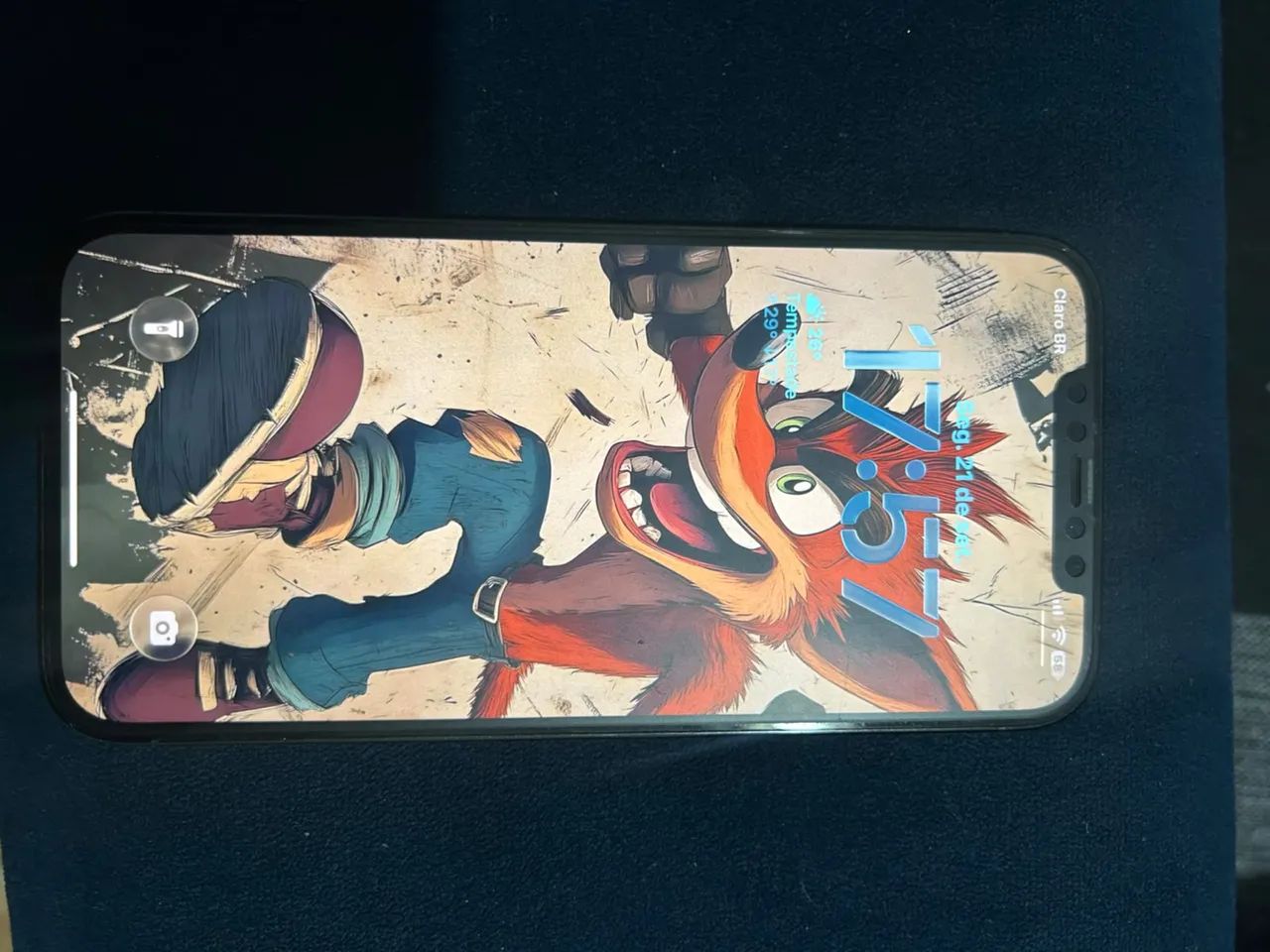 Celular iPhone e um play 3 