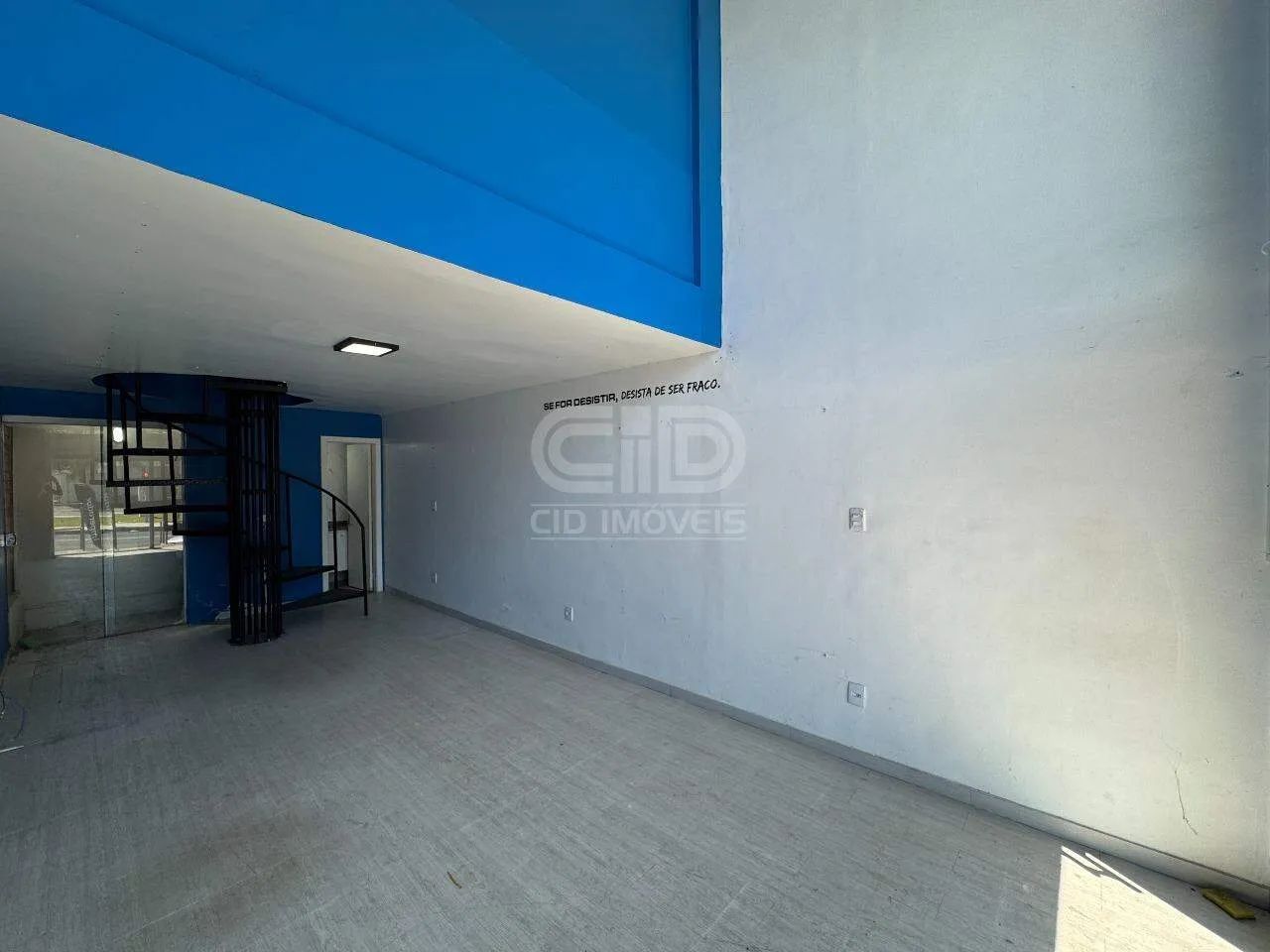 Sala Comercial com 50m² na Av. do CPA - Foto 4