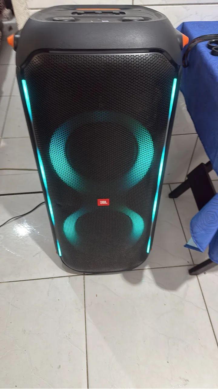 Jbl pary box 710 