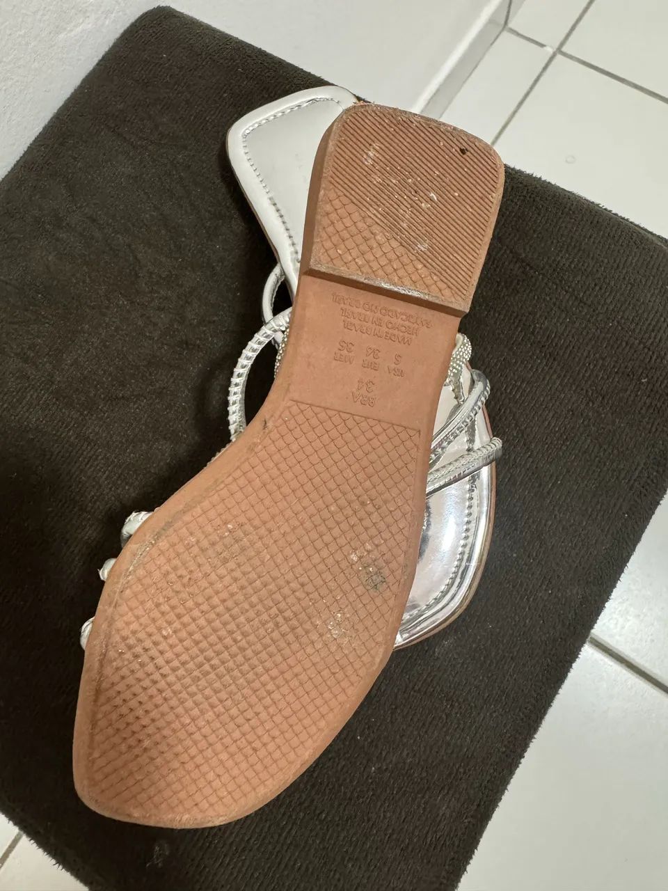 Vendo sandália rasteirinha nova  - Foto 2