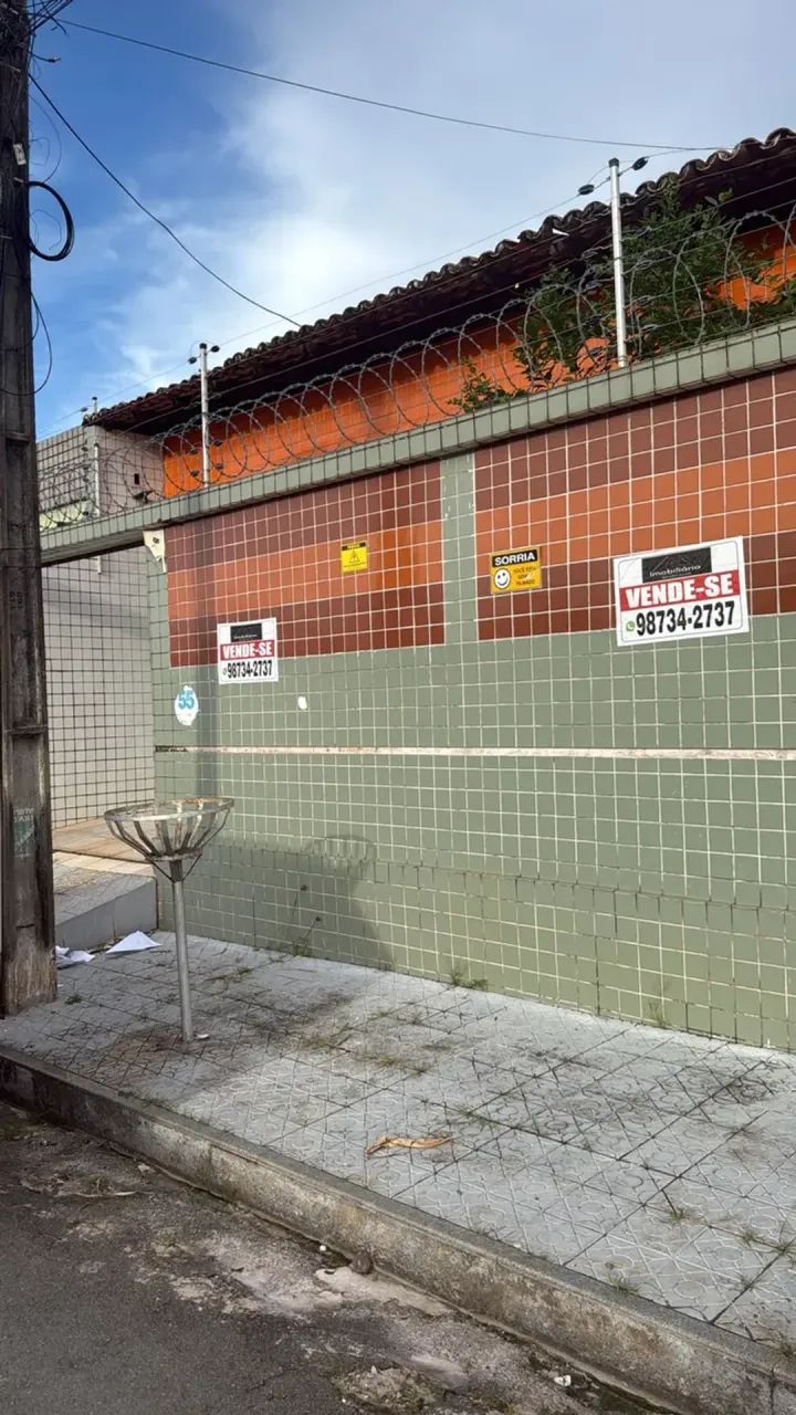 VENDO CASA COM 3 Quartos ipase prox à avenida - Foto 3