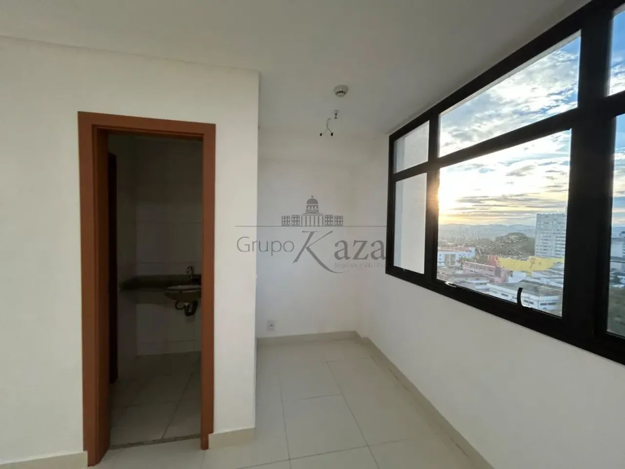 Sala Comercial - Centro - Edifício Comercial Oswaldo Cruz - 42m². - Foto 7