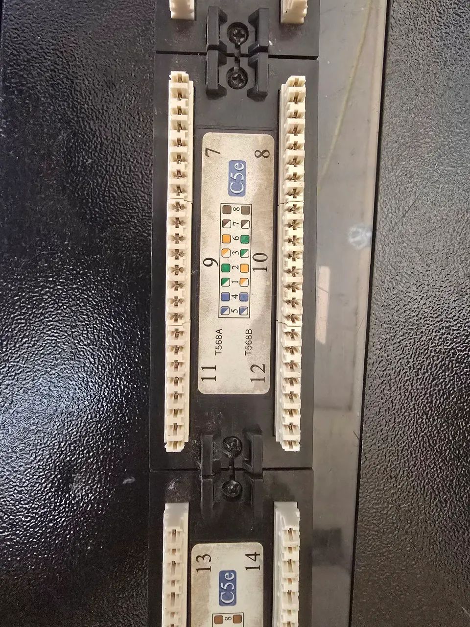 Patch Panel Cat5e 24 portas para rack conector de rede fêmea - Foto 4