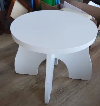 Mesa de canto em MDF branco - Foto 2