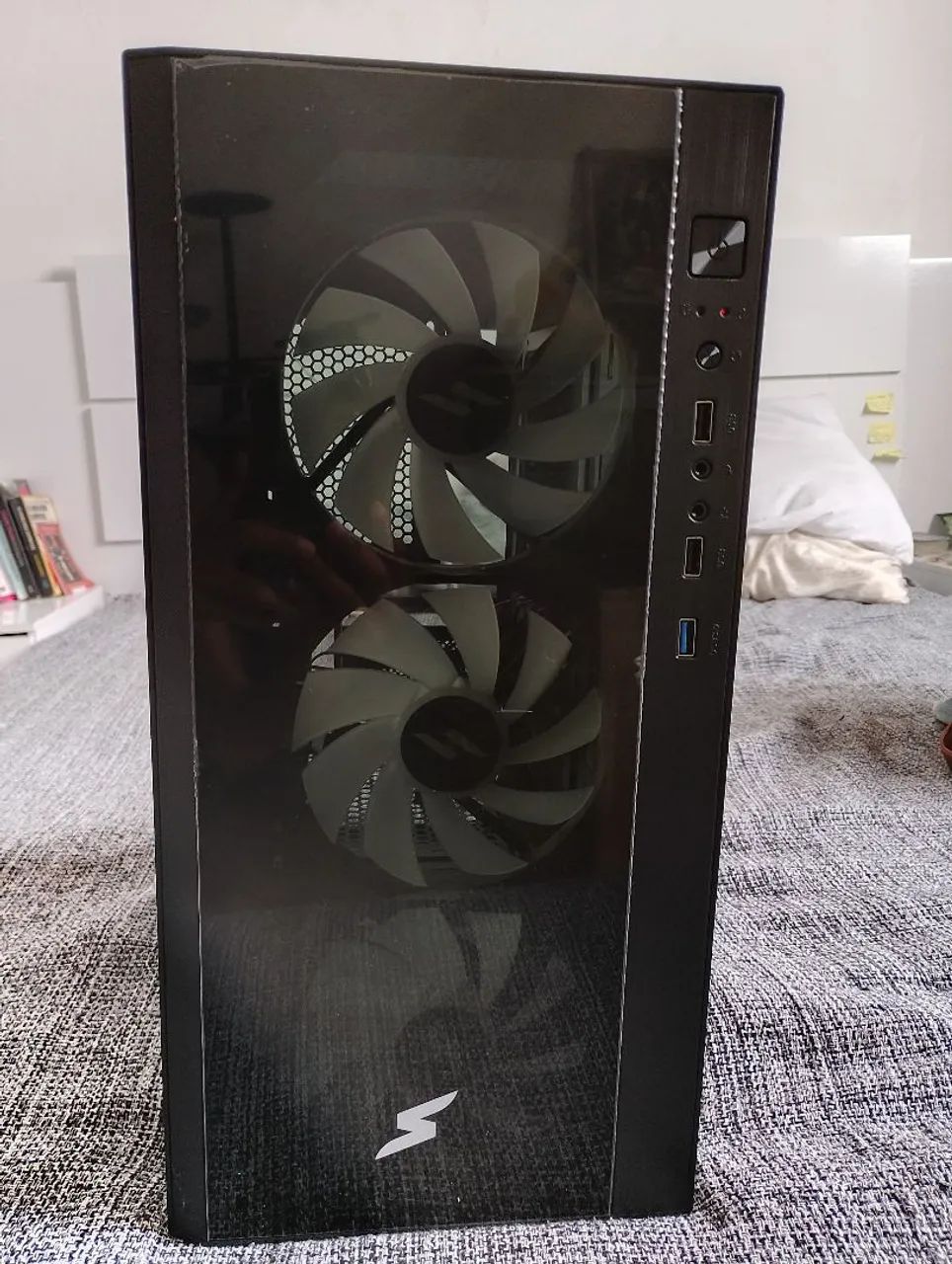 Vendo CPU nova