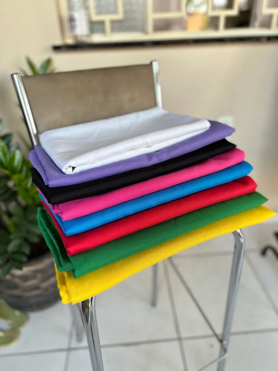 Aluguel de mesas e cadeiras  - Foto 2