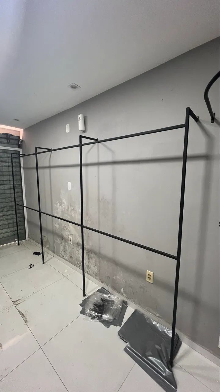 Vendo araras para loja de roupas - Foto 2