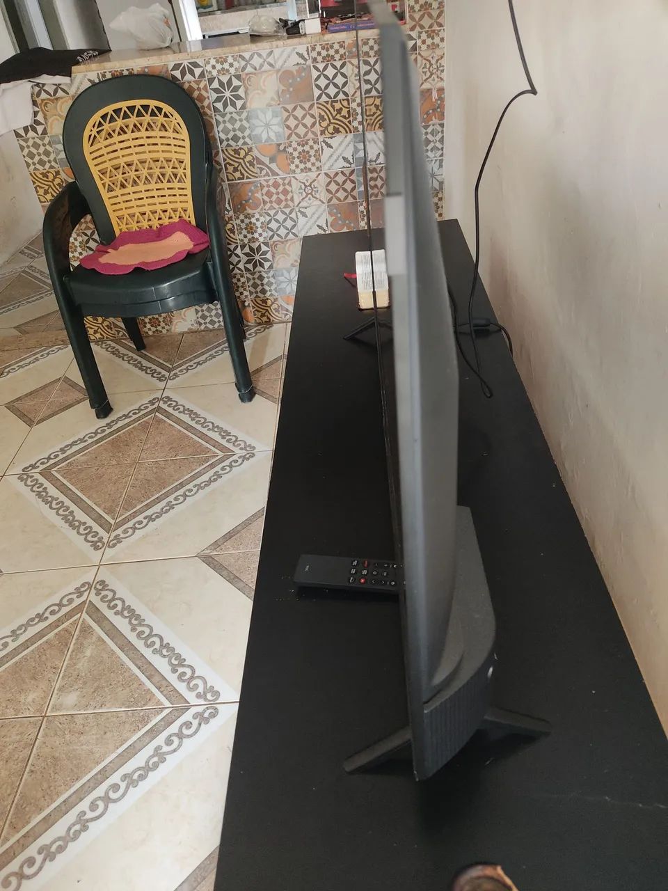 TV TCL 40 POLEGADAS QLED 1 MÊS DE COMPRADA - Foto 3