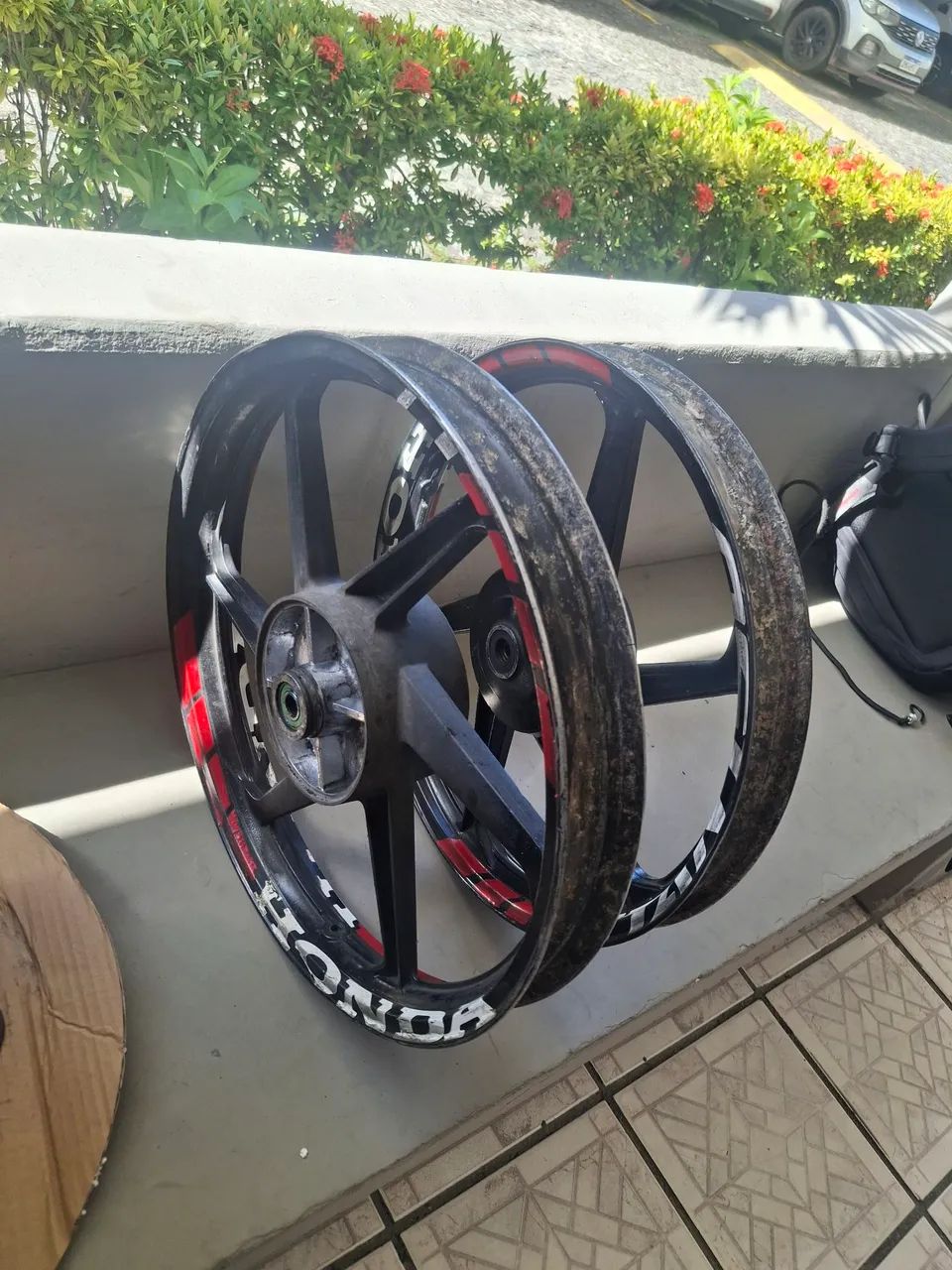 PAR DE RODAS DE MOTO 125/150 TITAN