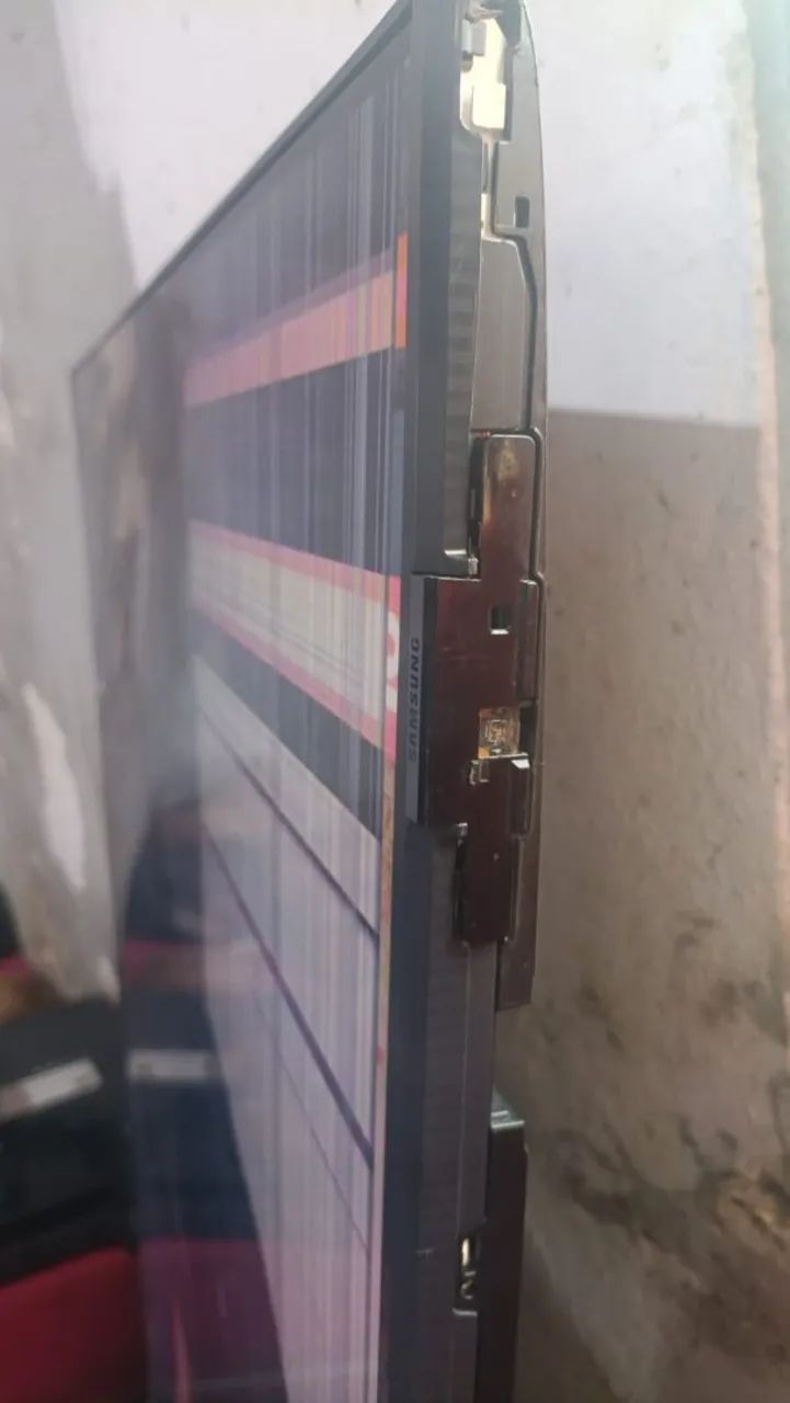 TV SANSUNG DE 70 POLEGADAS (IDEAL PARA QUEM  CONCERTA) - Foto 2
