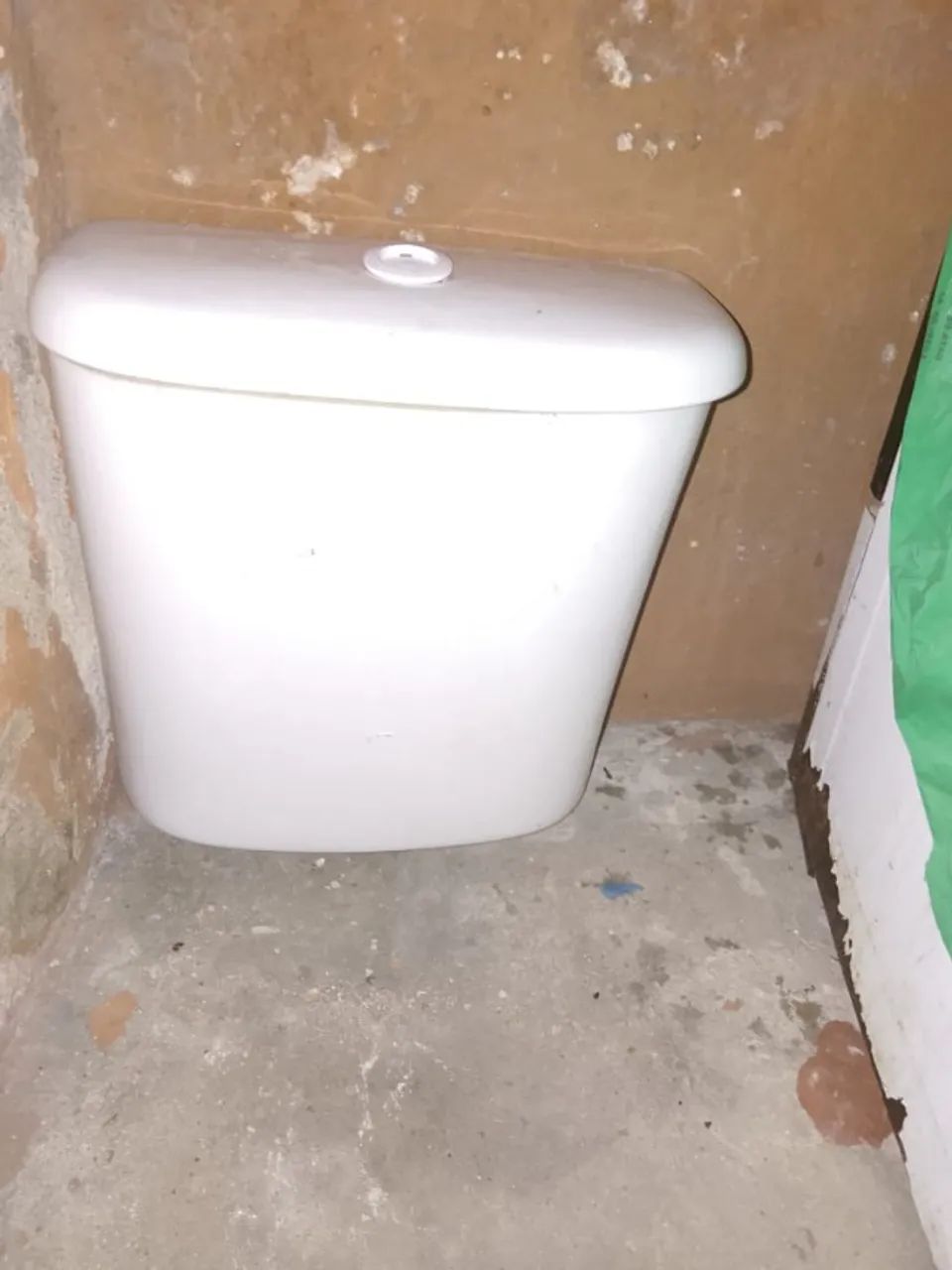Vaso Sanitário + Caixa Acoplada Hervy LouçasN 6LTS NOVO  vai com a tabua sanitaria  - Foto 4