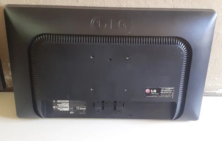 MONITORES LED LG DE 19 POLEGADAS SEM CABOS - Foto 2