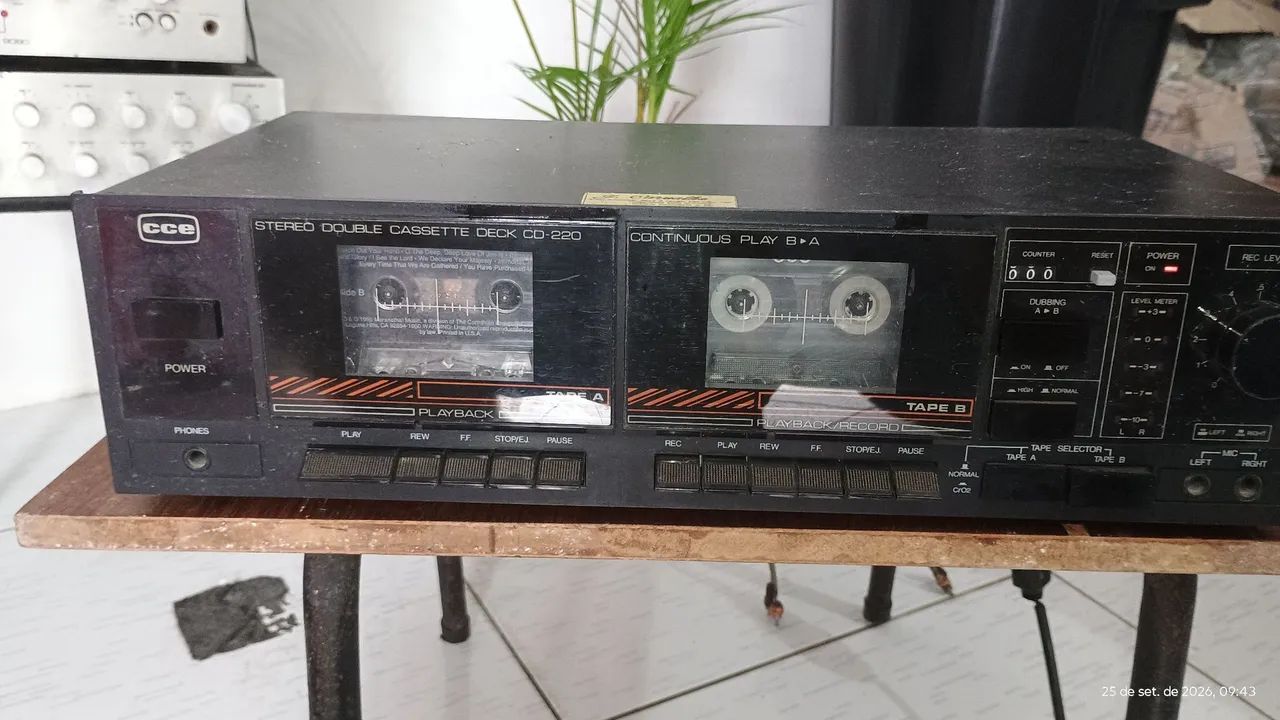 TAPE DECK