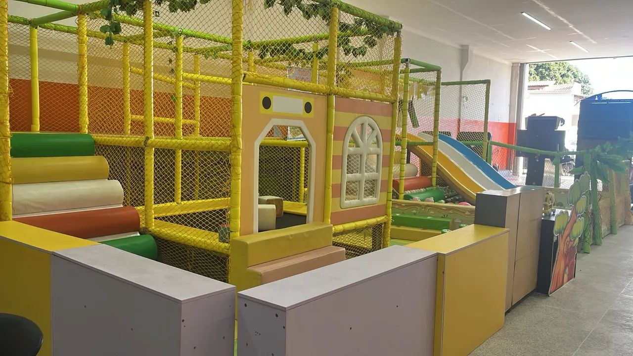 Loja de games, brinquedos, entretenimento 