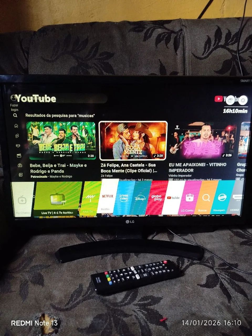 Tv smart LG 24 polegadas Acompanha pezinho controle faço entrega 