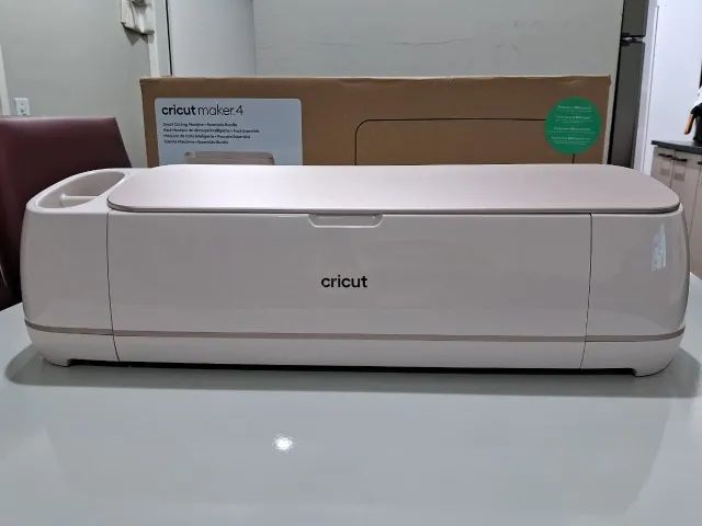 Maquina de corte Inteligente (Cricut Maker 4)