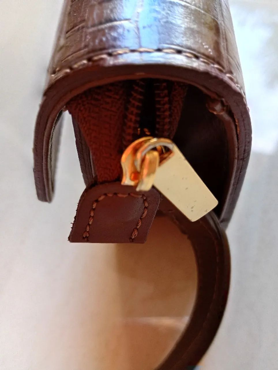 Bolsa Usaflex Couro Legítimo Croco Marrom - Impecável - Foto 4
