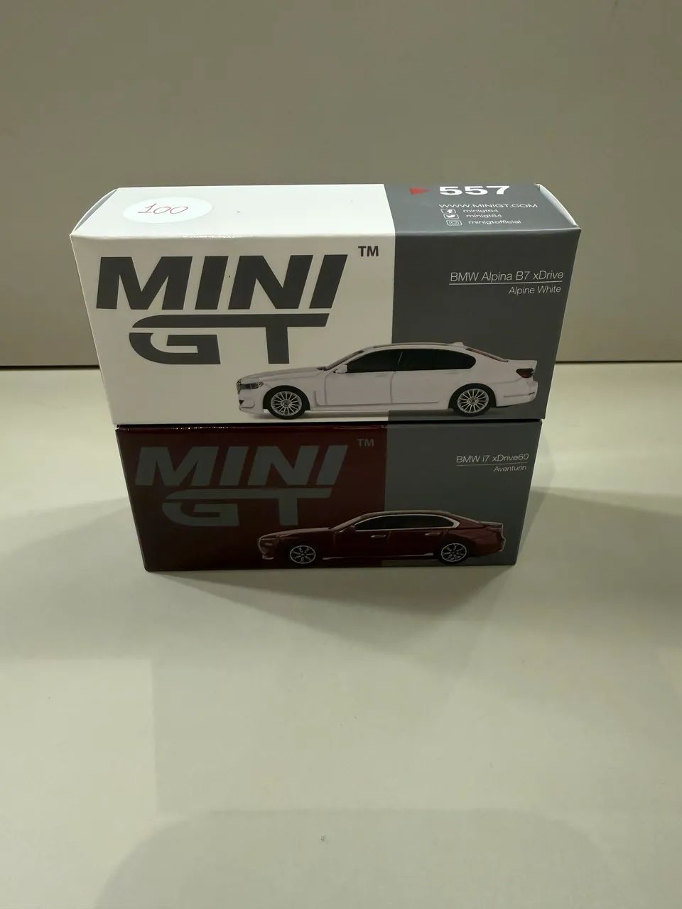 Miniatura Mini Gt BMW 1/64 Dupla - Hobbies e coleções - Albino