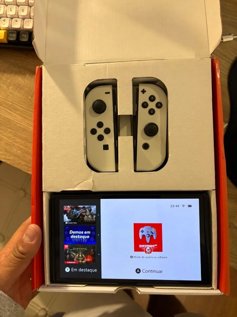 Nintendo Switch OLED Branco - Completo com Caixa - Foto 2