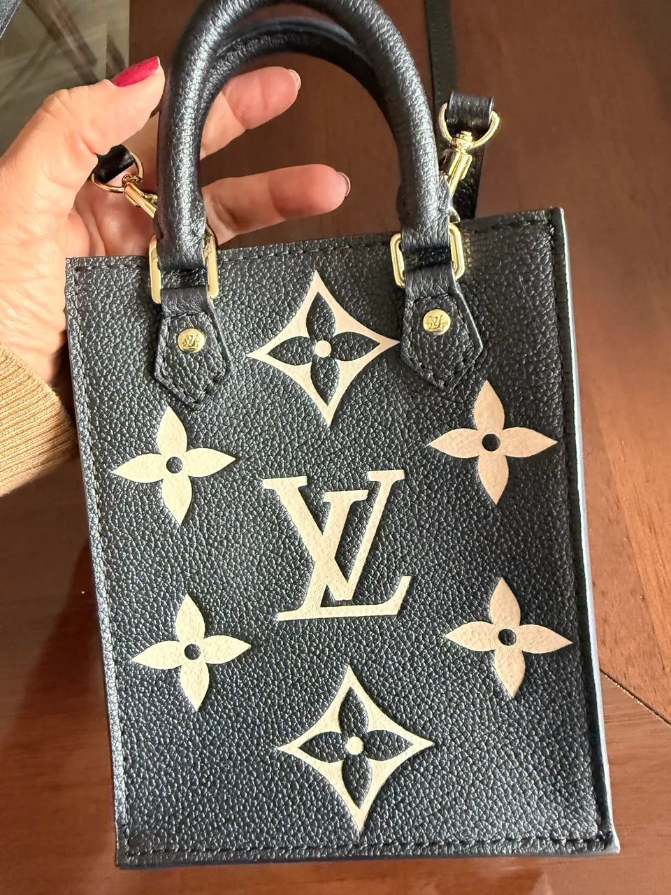 Bolsa Louis Vuitton - Foto 2