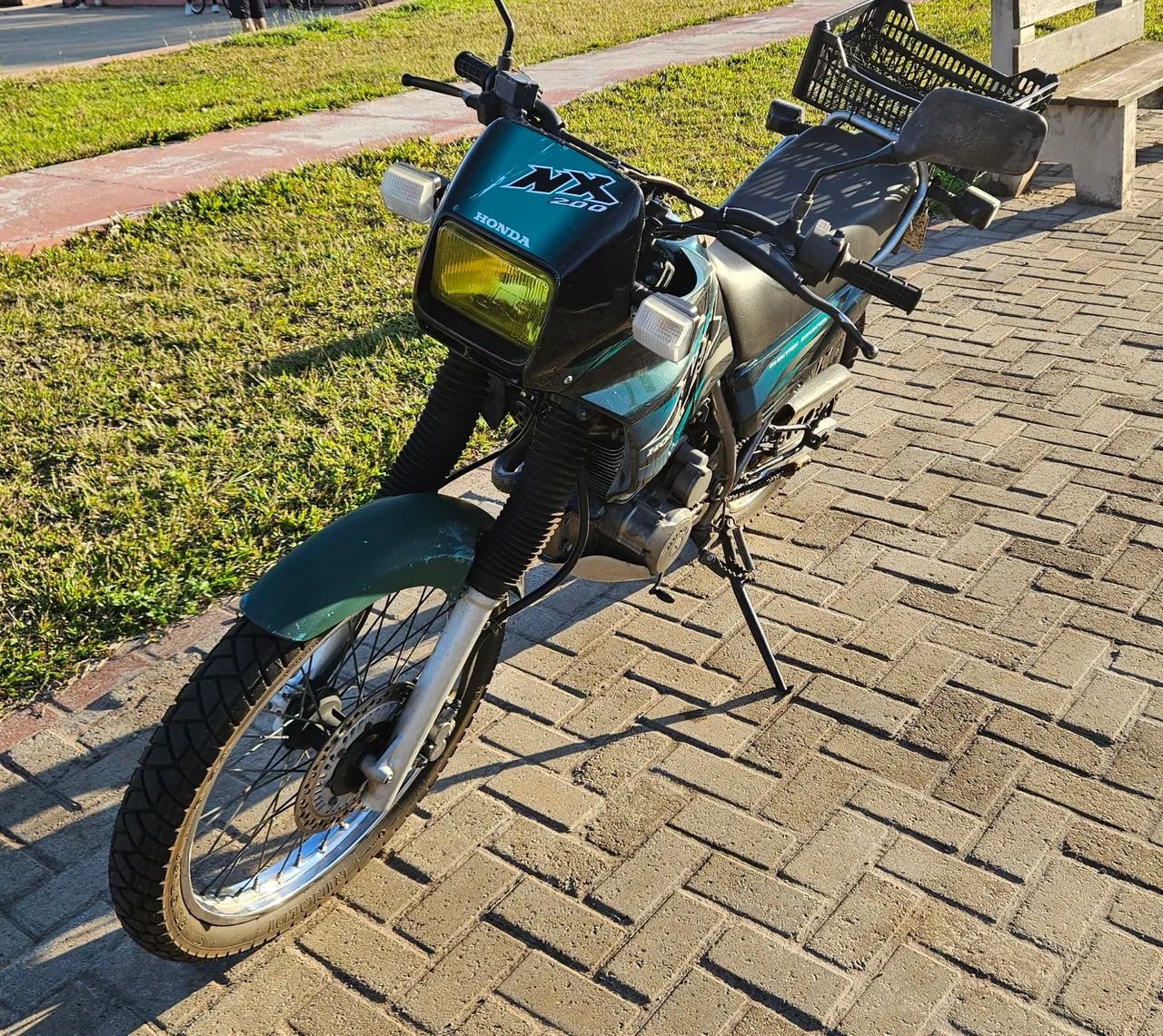 NX 200 2001 - Foto 4