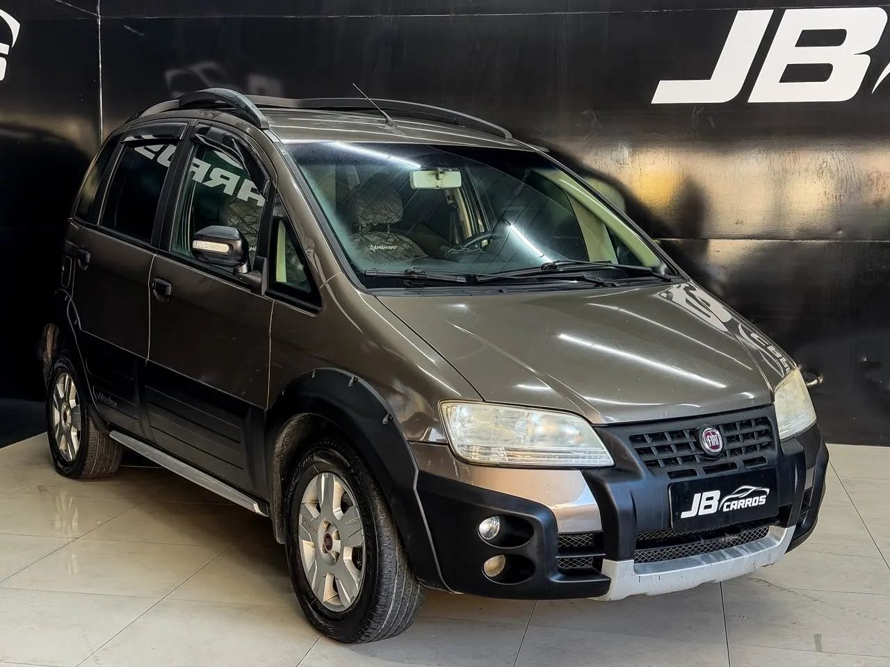 Fiat Idea Advent./ Adv.locker 1.8 MPI Flex 5P 2010 - Foto 3