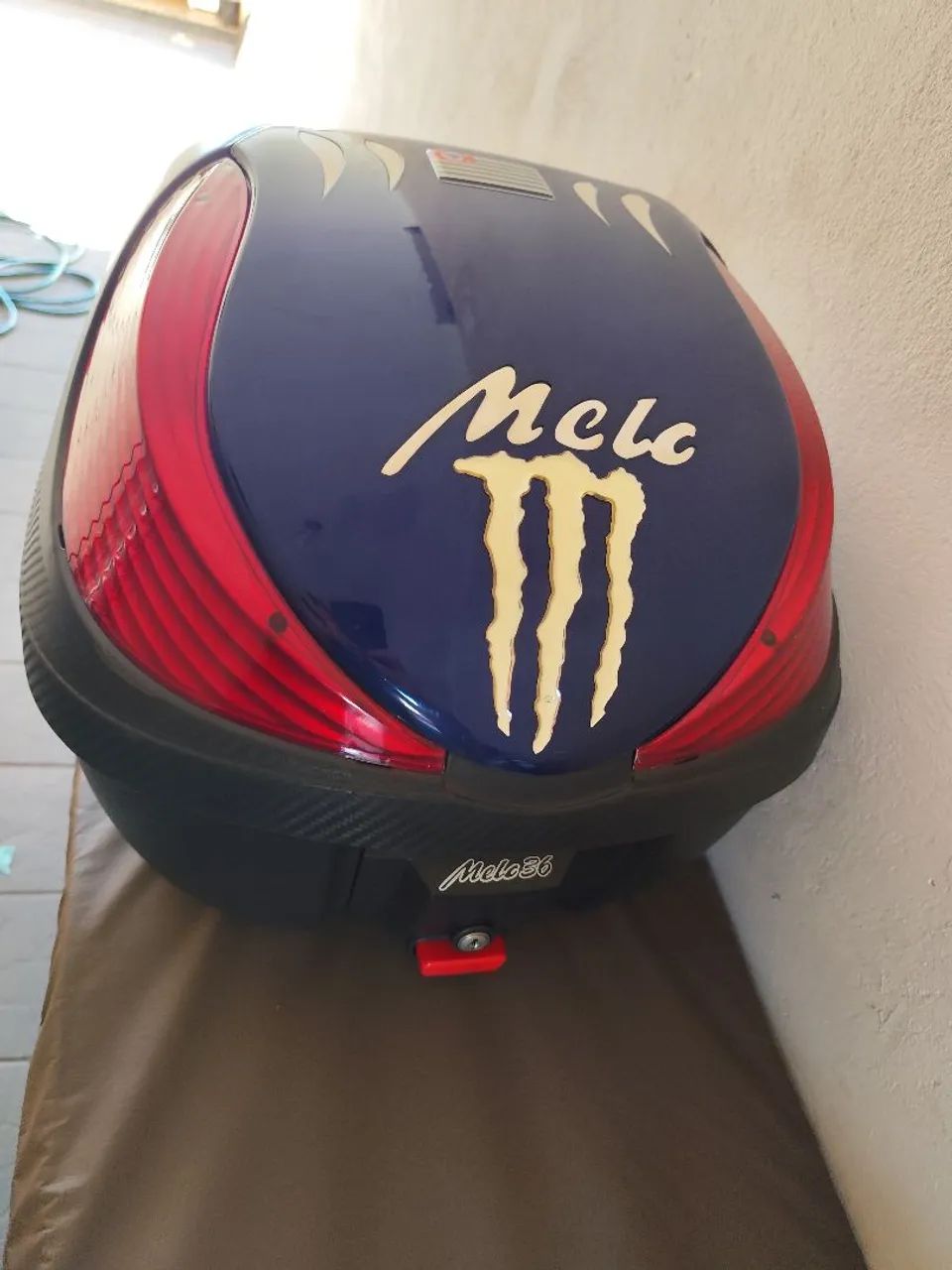 caixa baú moto com base 