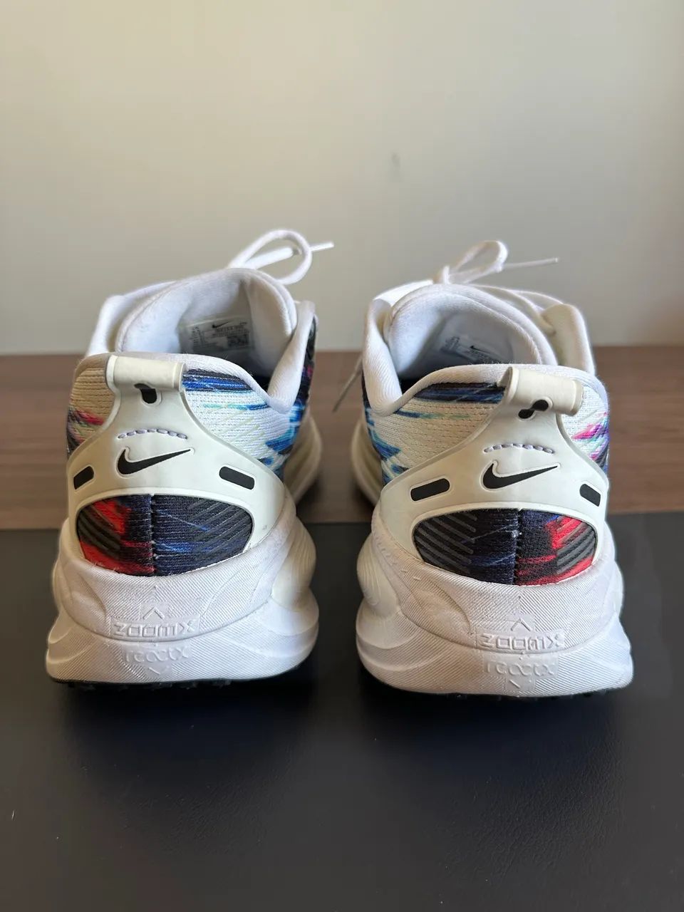 Tênis Nike vomero 18 - Foto 4