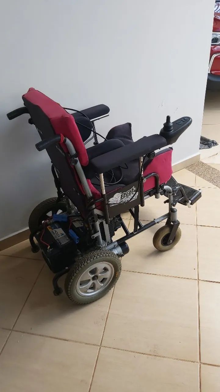 Cadeira motorizada  - Foto 2