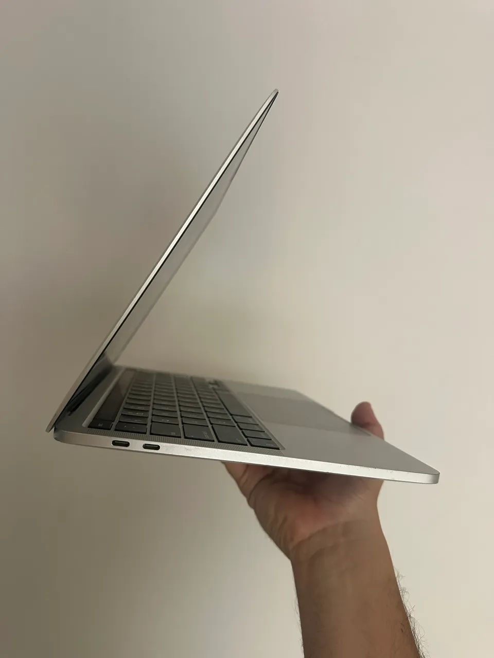 MacBook Pro m1 8ram 256gb - Foto 2