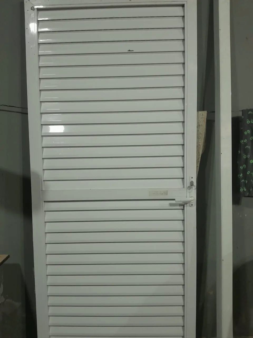 Porta de alumínio branco  - Foto 2