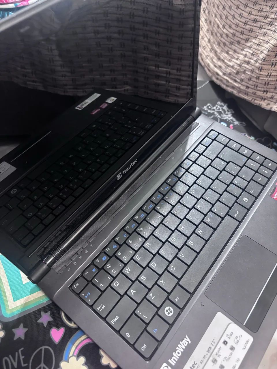 Notebook Itautec A7420 - Foto 4